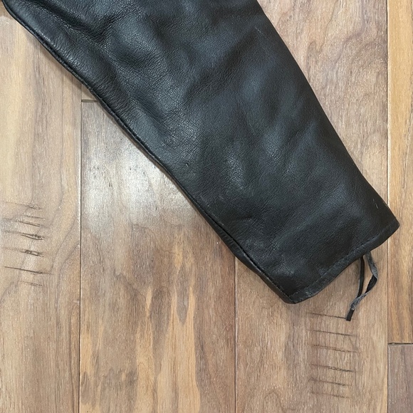 Excellent Condition Women's Unik Leather Motorcycle Jacket - Picture 14 of 16